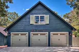 22 Bittersweet Ln, Asheville, NC 28805 - Photo 32