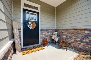 616 Altamonte Dr, Lake Wylie, SC 29710 - Photo 2