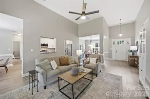 15121 Castlebridge Ln, Matthews, NC 28104 - Photo 4