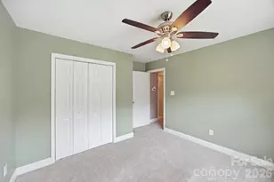 15121 Castlebridge Ln, Matthews, NC 28104 - Photo 22