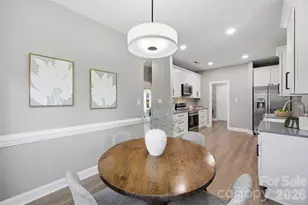 15121 Castlebridge Ln, Matthews, NC 28104 - Photo 10