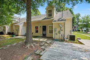 2729 Meadow Knoll Dr, Charlotte, NC 28269 - Photo 30