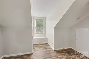 2729 Meadow Knoll Dr, Charlotte, NC 28269 - Photo 24
