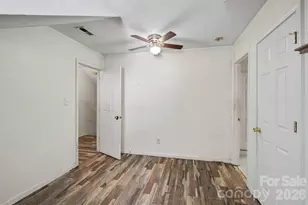 2729 Meadow Knoll Dr, Charlotte, NC 28269 - Photo 22