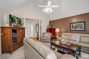 9 Kingfisher Ln, Mills River, NC 28759 - Photo 16
