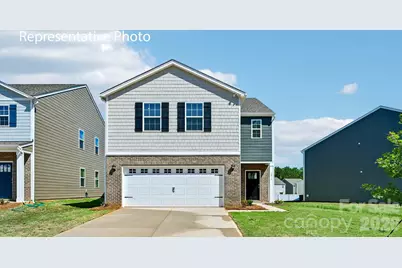 1437 7th Street Drive NE, Hickory, NC 28601 - Photo 1