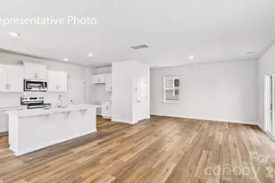 1437 7th St Dr NE, Hickory, NC 28601 - Photo 6