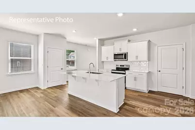 1437 7th Street Drive NE, Hickory, NC 28601 - Photo 10