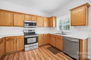 717 Pawley Dr, Charlotte, NC 28214 - Photo 14