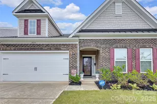 1935 Copper Path Dr, Fort Mill, SC 29715 - Photo 2