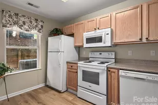 403 Carrington Pl, Arden, NC 28704 - Photo 8