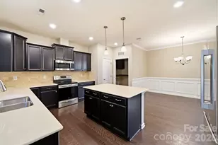 13313 Canterbury Castle Dr, Charlotte, NC 28273 - Photo 8