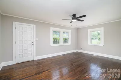913 Edgemont Avenue, Belmont, NC 28012 - Photo 2