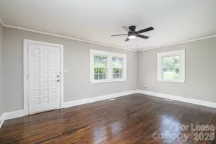 913 Edgemont Ave, Belmont, NC 28012 - Photo 2