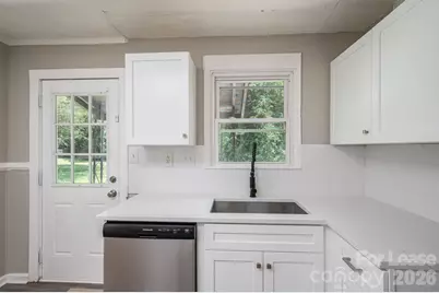 913 Edgemont Avenue, Belmont, NC 28012 - Photo 6