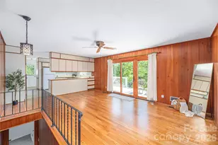 38 Forest View Dr, Asheville, NC 28804 - Photo 4