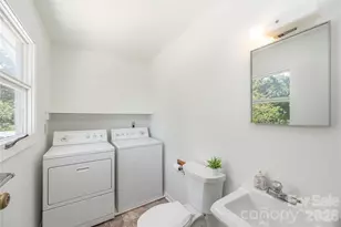 38 Forest View Dr, Asheville, NC 28804 - Photo 24