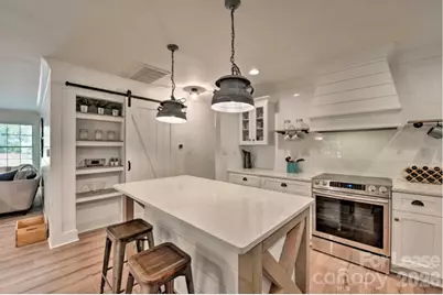 2113 Charlotte Drive, Charlotte, NC 28203 - Photo 16