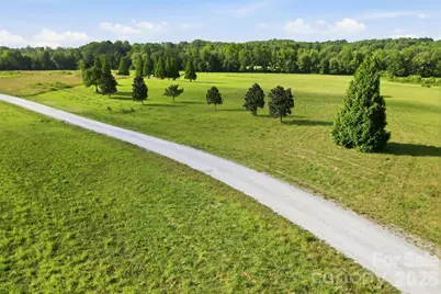 550 Bascule Ridge Lane, Campobello, SC 29322 - Photo 4
