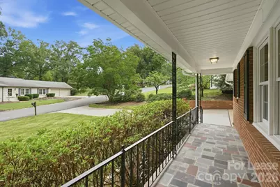 926 Shady Bluff Drive, Charlotte, NC 28211 - Photo 2