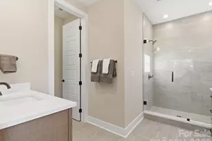 13009 Lucy Pk Ln, Charlotte, NC 28277 - Photo 20