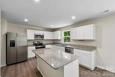 6931 Ludell Lane, Charlotte, NC 28215 - Photo 14