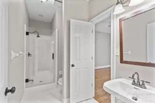 3833 Denmeade Dr, Charlotte, NC 28269 - Photo 14