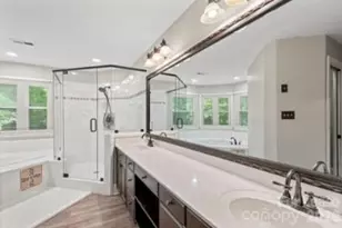 3833 Denmeade Dr, Charlotte, NC 28269 - Photo 32