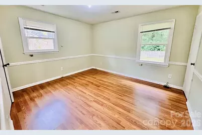4824 Farm Pond Lane, Charlotte, NC 28212 - Photo 4