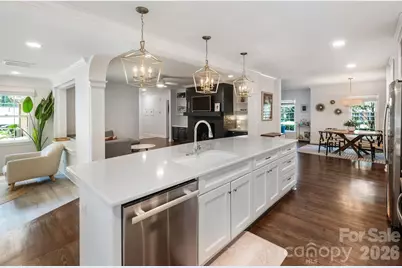 1324 Redcoat Drive, Charlotte, NC 28211 - Photo 12