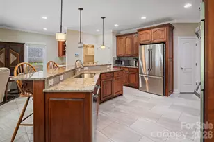 1746 30th Ave Dr NE, Hickory, NC 28601 - Photo 12