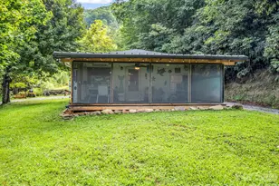 60 Owenby Cove Rd, Fairview, NC 28730 - Photo 4