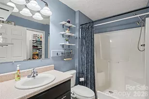 409 Baker St, Kings Mountain, NC 28086 - Photo 22
