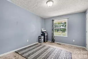 409 Baker St, Kings Mountain, NC 28086 - Photo 14