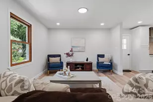 19924 Floral Ln, Cornelius, NC 28031 - Photo 10