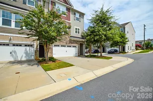 12104 Ardrey Park Dr, Charlotte, NC 28277 - Photo 2