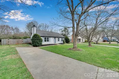 6724 Woodwedge Drive, Charlotte, NC 28227 - Photo 4