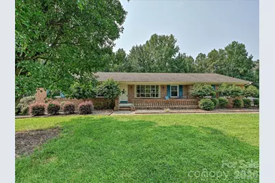8812 Crestwood Drive, Mount Pleasant, NC 28124 - Photo 1