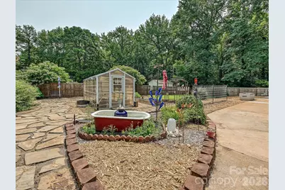 8812 Crestwood Drive, Mount Pleasant, NC 28124 - Photo 30