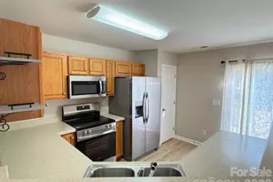 10541 Trolley Run Dr, Cornelius, NC 28031 - Photo 12