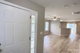 10541 Trolley Run Dr, Cornelius, NC 28031 - Photo 4