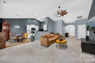 809 Gunnar Dr, Gastonia, NC 28054 - Photo 2