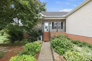 150 Evening Dr, Salisbury, NC 28147 - Photo 2