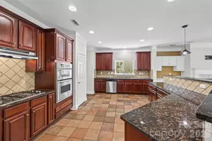 9513 Seamill Rd, Charlotte, NC 28278 - Photo 14