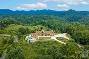 946 Ridge Rd, Green Mountain, NC 28740 - Photo 4
