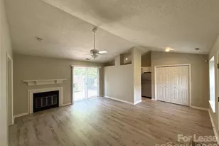 2720 Von Thuringer Ct, Charlotte, NC 28210 - Photo 2