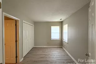 2720 Von Thuringer Ct, Charlotte, NC 28210 - Photo 12