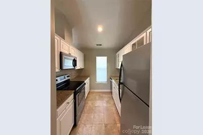 2720 Von Thuringer Court, Charlotte, NC 28210 - Photo 6