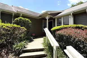 2720 Von Thuringer Ct, Charlotte, NC 28210 - Photo 1