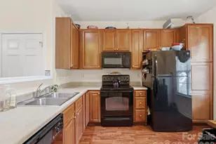 209 Tail Race Ln, Fort Mill, SC 29715 - Photo 10